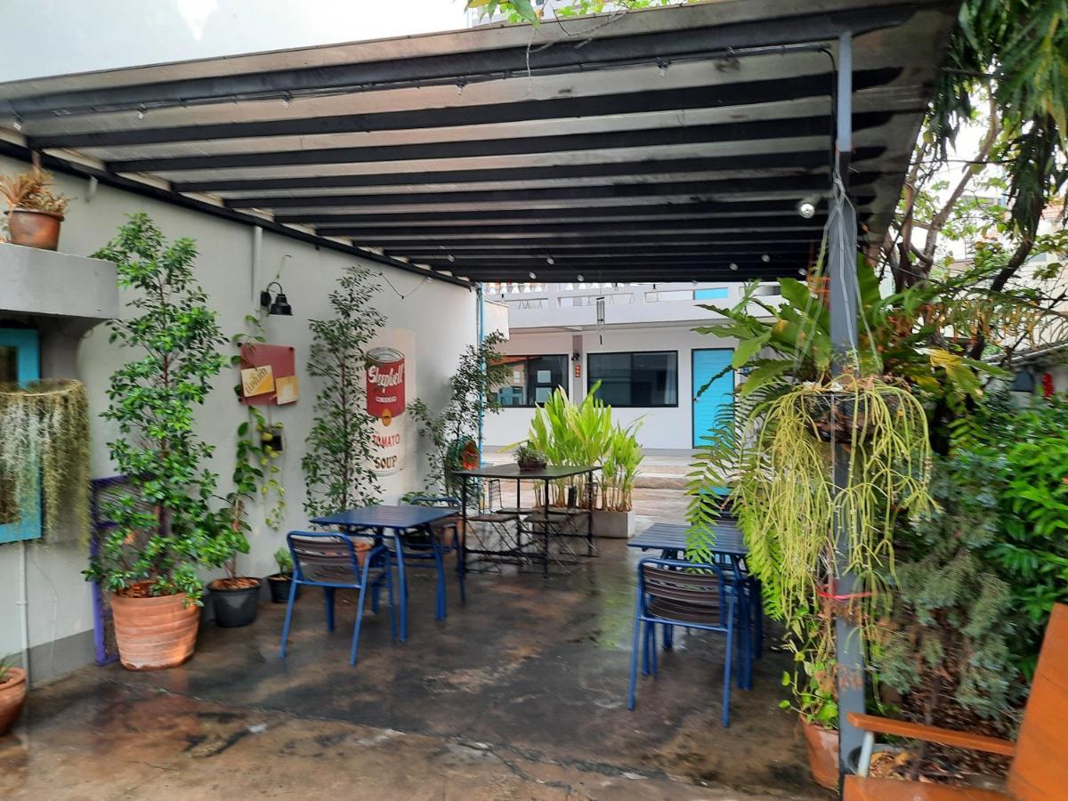 Sleep Guesthouse Τσιάνγκ Μάι Εξωτερικό φωτογραφία