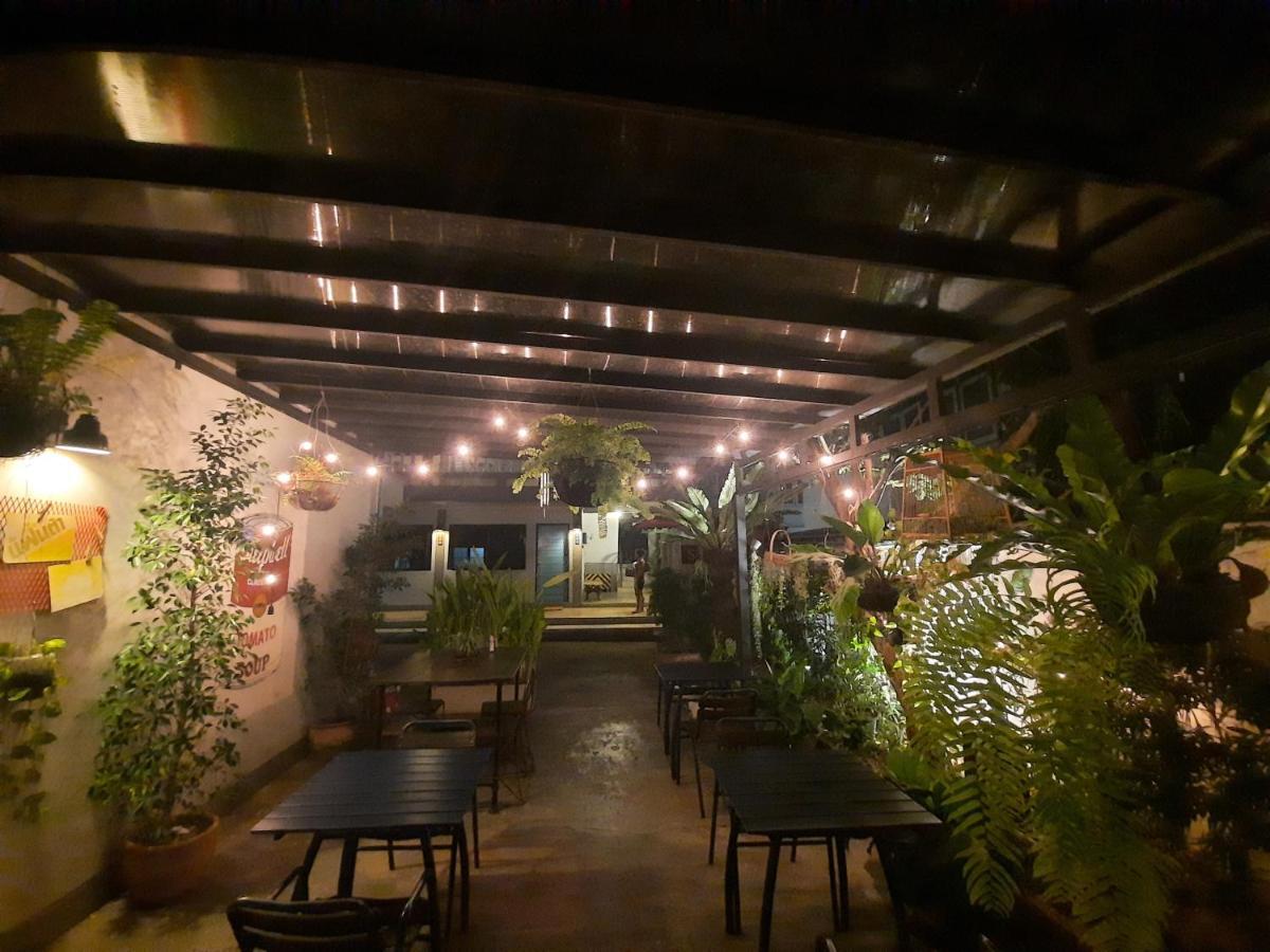 Sleep Guesthouse Τσιάνγκ Μάι Εξωτερικό φωτογραφία